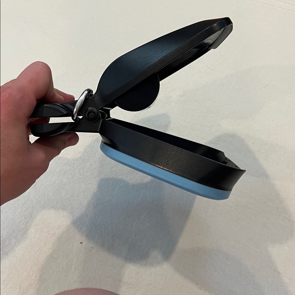 New without Tags Doggy Poop Scoop - Picture 5 of 10